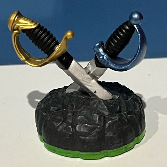 Activision Skylanders Spyro's Adventure Pirates Ghost Swords Replacement Magic - Picture 1 of 5